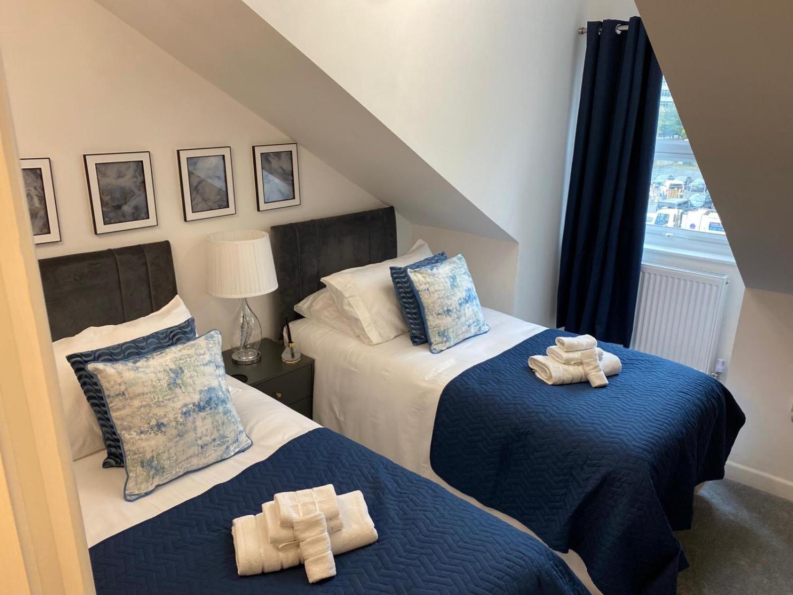 Stylish Apartment In Watford Watford  Dış mekan fotoğraf